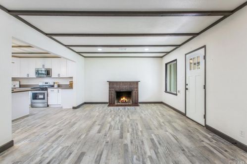 2472 Pleasant St, Riverside, CA 92507-5729