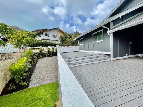 810 Kiaala Pl, Honolulu HI  96825-3023 exterior