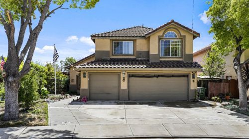 2240 Valencia Ct, Tracy, CA 95377-8973