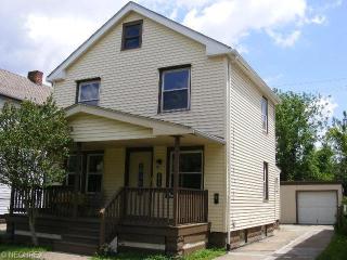 3413 86th St, Cleveland, OH 44102-4917