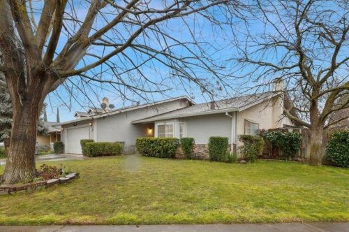 31 Obsidian Dr, Valley Home, CA 95361-4311