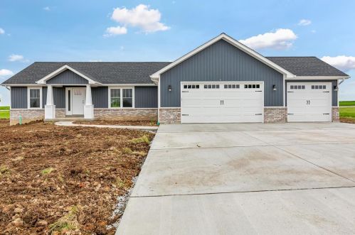 6 Moore Field Ct, Old Alexandria, MO 63379-4483