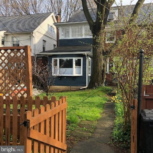 922 Virginia Ave, Lancaster PA  17603-3115 exterior