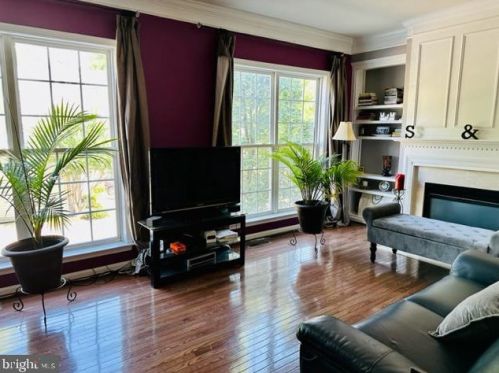 1637 Treetop Vw Ter, Silver Spring MD 20904-4213 exterior