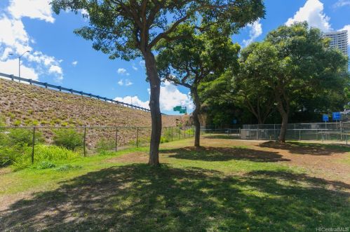 1025 Kalo Pl, Honolulu HI  96826-1634 exterior
