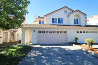 816 Syracuse Dr, Vacaville, CA 95687-4670