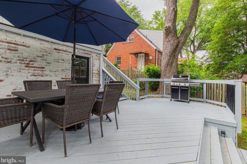 9301 Mintwood St, Silver Spring MD 20901-3523 exterior