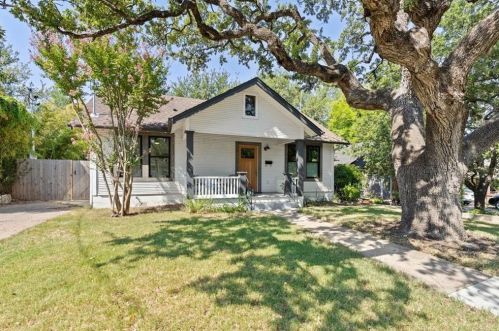 909 Annie St, Austin, TX 78704-4107