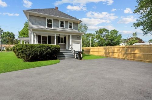 158 Tidewater Dr, Warwick RI  02889-4622 exterior
