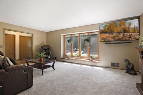 113 Hidden Meadow Rd, Saint Paul MN  55124-9743 exterior