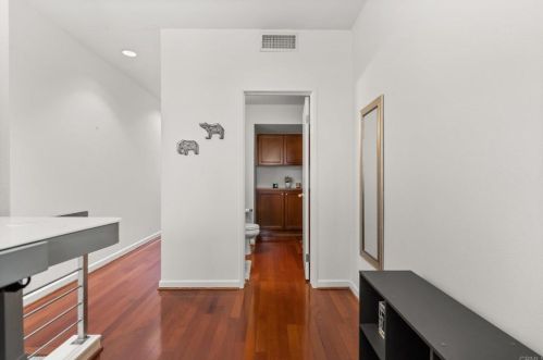 252 Jeanette Ln, Santa Ana CA  92705-6016 exterior