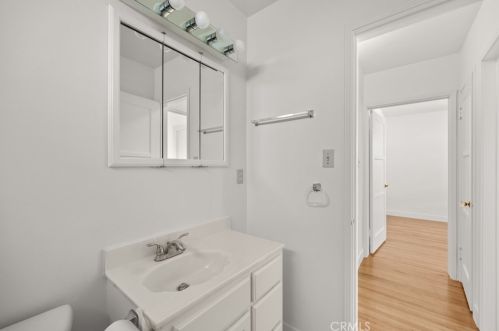 6028 Hoover Ave, Whittier CA 90601-3256 exterior