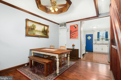 1043 Daly St, Philadelphia, PA 19148-3008