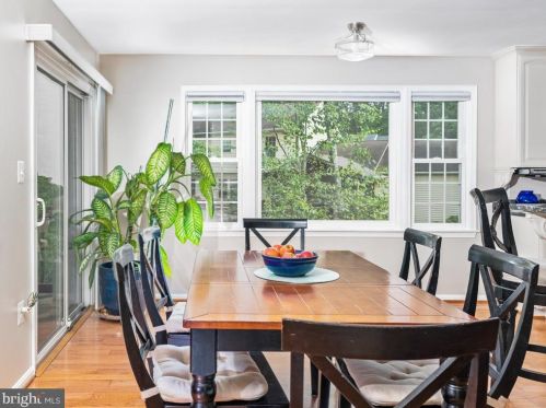 7620 Bertito Ln, Springfield VA  22153-1601 exterior