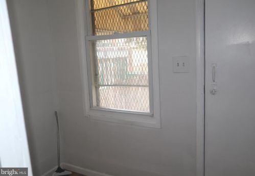 5607 American St, Philadelphia PA  19120-2325 exterior