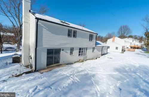 14805 Pebblestone Dr, Silver Spring MD exterior