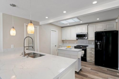 1237 3rd St, El Cajon, CA 92021-3502