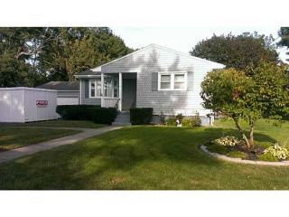 99 Stage Coach Rd, Portsmouth, RI 02871-1018