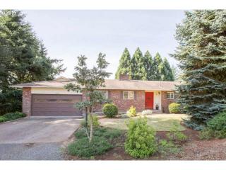 1339 Viewmont Dr, Dundee, OR 97115-9512