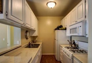 13801 Paramount Blvd, Paramount CA  90723-2696 exterior