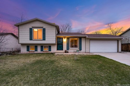 4555 Zang St, Morrison, CO 80465-1249