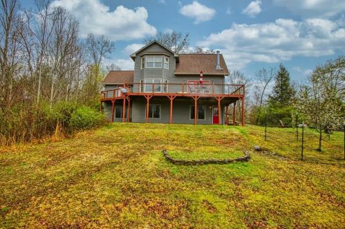 120 Walker Rdg, Ellijay, GA 30540-0366