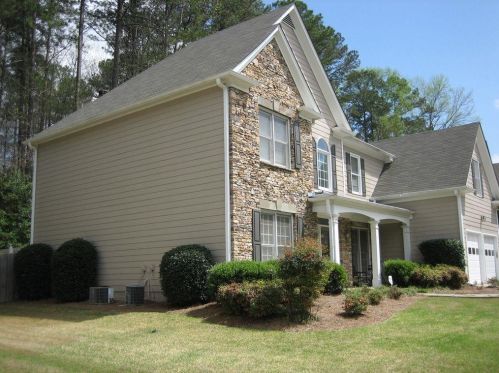 220 Windsor Chase Trl, Duluth GA  30097-8401 exterior