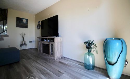 1736 Mountain Terrace Ln, Montebello CA  90640-2064 exterior