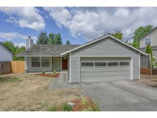 10606 Garden Park Pl, Portland, OR 97223-3832