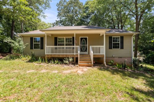 153 Russ Cir, Clarkesville, GA 30523-5919