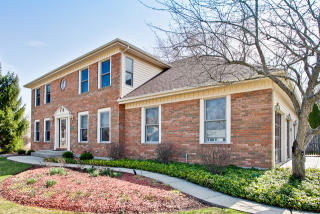 320 Robincrest Ln, Third Lake, IL 60046