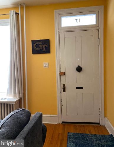 17 Walnut St, Haddonfield NJ  08033-1852 exterior