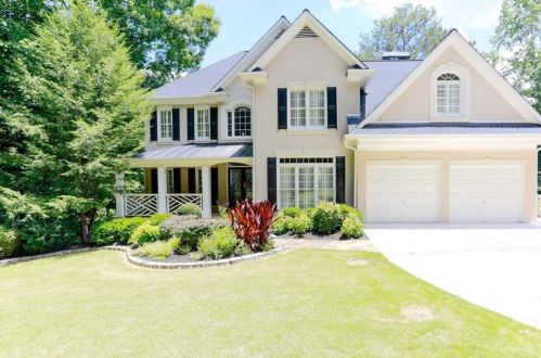 4284 Bishop Lake Rd, Marietta, GA 30062-6481