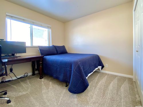 381 400, Smithfield UT 84335-1349 exterior