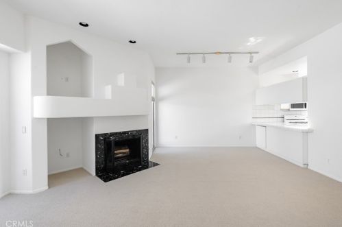 1457 Manhattan Beach Blvd, Manhattan Beach, CA 90266-6141