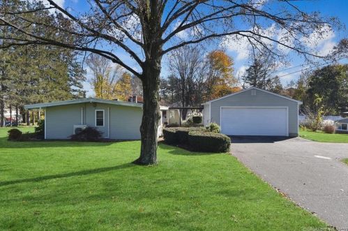 1000 Wolf Hill Rd, Cheshire, CT 06410-2313
