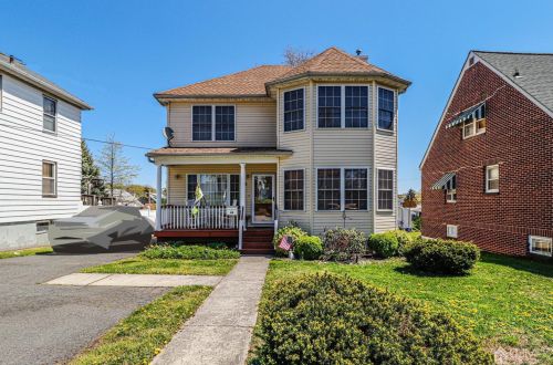84 Pennsylvania Ave, Perth Amboy, NJ 08861-2262