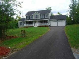 5 Hovey Rd, Londonderry, NH 03053-2939