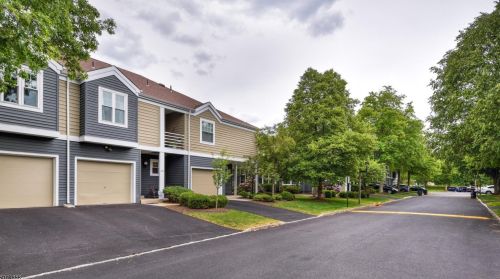 286 Greenfield Rd, Bridgewater, NJ 08807-3711