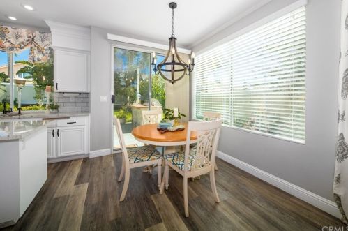 20752 Freeport Dr, Riverside CA  92508-3145 exterior