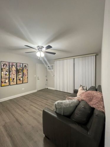 2127 Harlem Ave, Chicago, IL 60707-3217