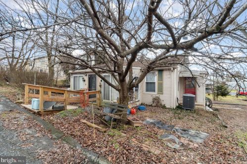 4409 Elba Ln, Harrisburg, PA 17109-4344