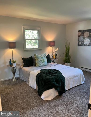 1010 Devonshire Rd, Lancaster PA  17601-1610 exterior