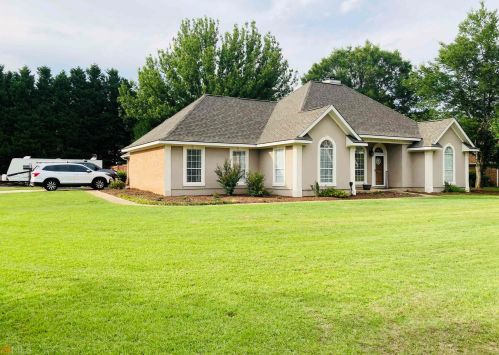 304 Jubilee Cir, Bonaire, GA 31005-4005