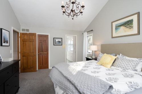 13606 Duluth Dr, Saint Paul MN 55124-8797 exterior