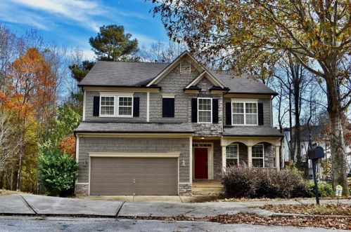 706 Liberty Fields Dr, Auburn, GA 30011-2289