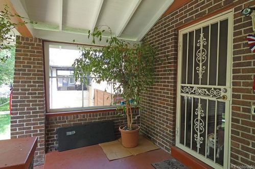570 Emerson St, Denver, CO 80218-3208