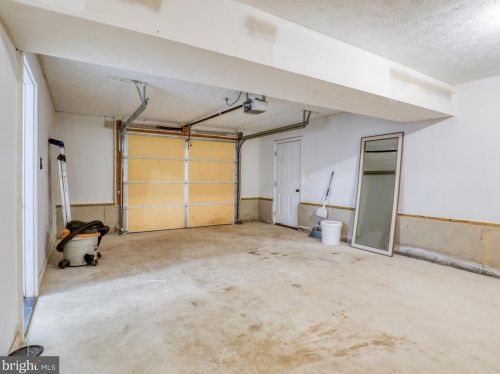 653 Warden Circle Rd, Wardensville WV  26851-8354 exterior