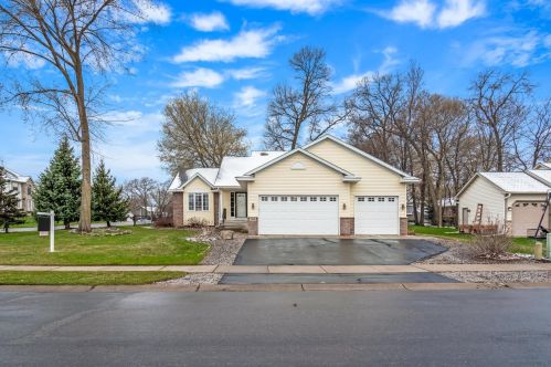 17626 Grant St, Otsego, MN 55330-7056
