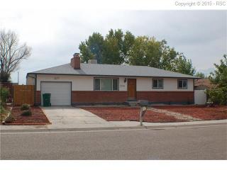 2316 Crownridge Dr, Pueblo, CO 81008-1711